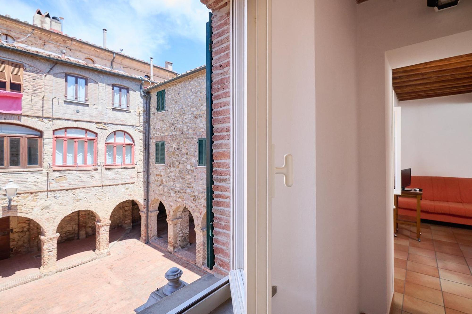Il Chiostro Appartamenti & Suites Суверето Екстер'єр фото
